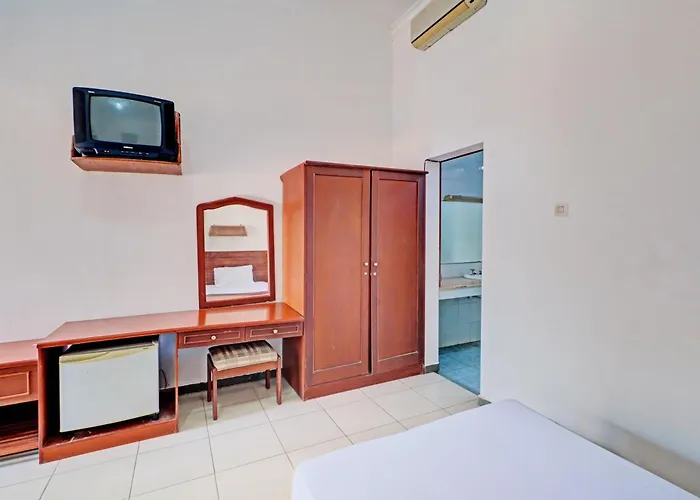 Hotel Capital O 93236 Hapel Negara Banyubiru